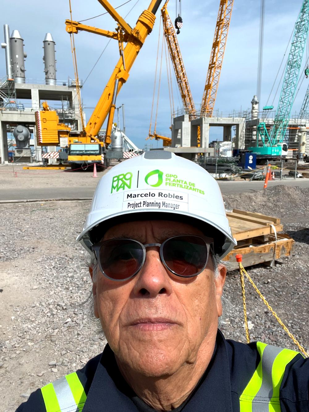 Marcelo Robles, Project Planning Manager, at the PROMAN GPO fertilizer plant construction site, Mexico